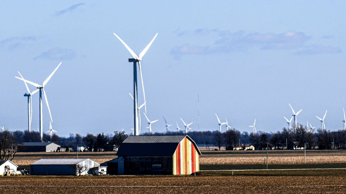 Michigan House votes to undo Michigan clean energy standards - Daily Mitten